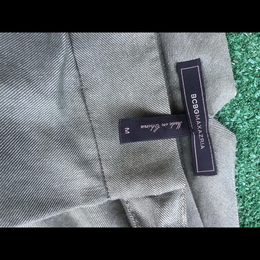 Bcbg maxazria capri pant